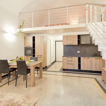 Apartment Elegante E Centrale App. A Pochi Passi Dal Mare *