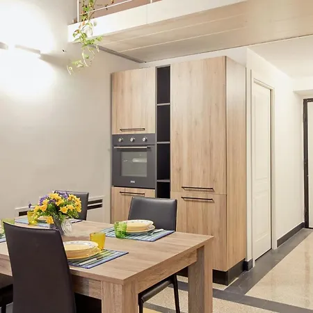Apartment Elegante E Centrale App. A Pochi Passi Dal Mare Finale Ligure