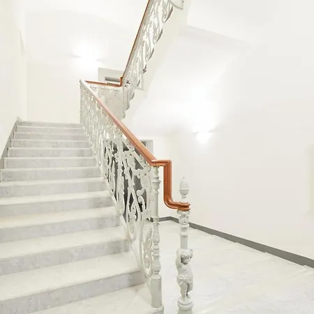 Apartment Elegante E Centrale App. A Pochi Passi Dal Mare